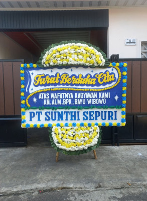 Papan Bunga Duka di Medan Petisah