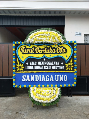 Papan Bunga Duka di Medan Petisah