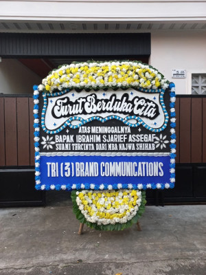 Papan Bunga Duka di Medan Petisah